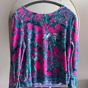 Lilly Pulitzer Rami Velour Sweatshirt “talk story to me” print